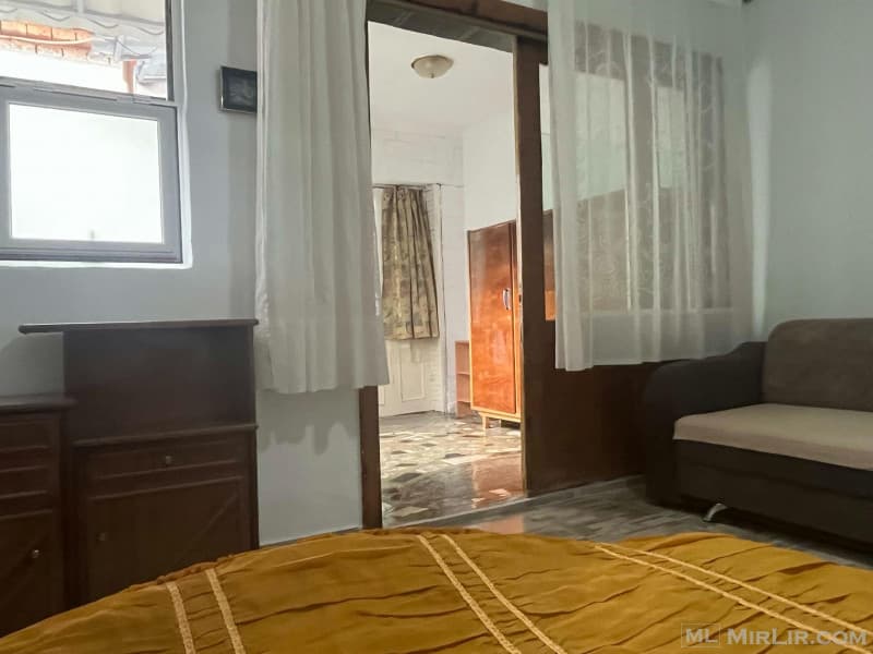 Shitet shtepi private