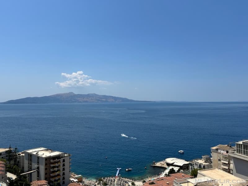 Ne shitje Papafingo me pamje nga deti ne Sarande