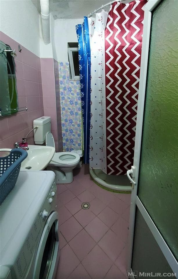 Ambjent Banimi Per Qira 1+1, Prane Parkut te Shen Merise