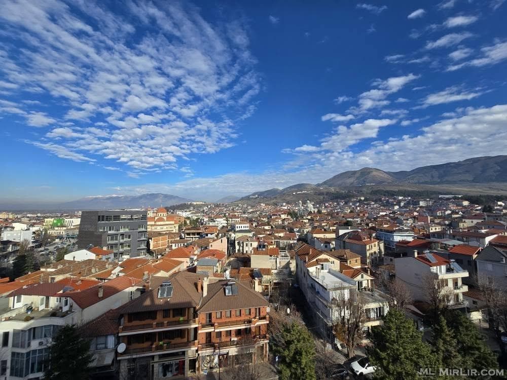 ME QIRA: Apartament Fantastik në Korçë! 🌟2+1