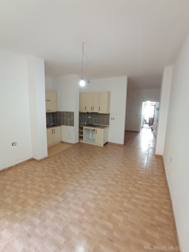 Garsoniere per shitje