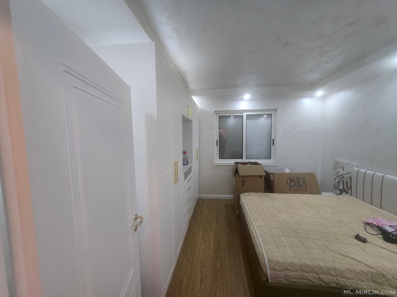 SHITET APARTAMENT NE DERGUT KATI I PARE